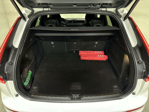 Volvo XC60 2.0 T8 Twin Engine AWD Inscription Pano Leer Trek