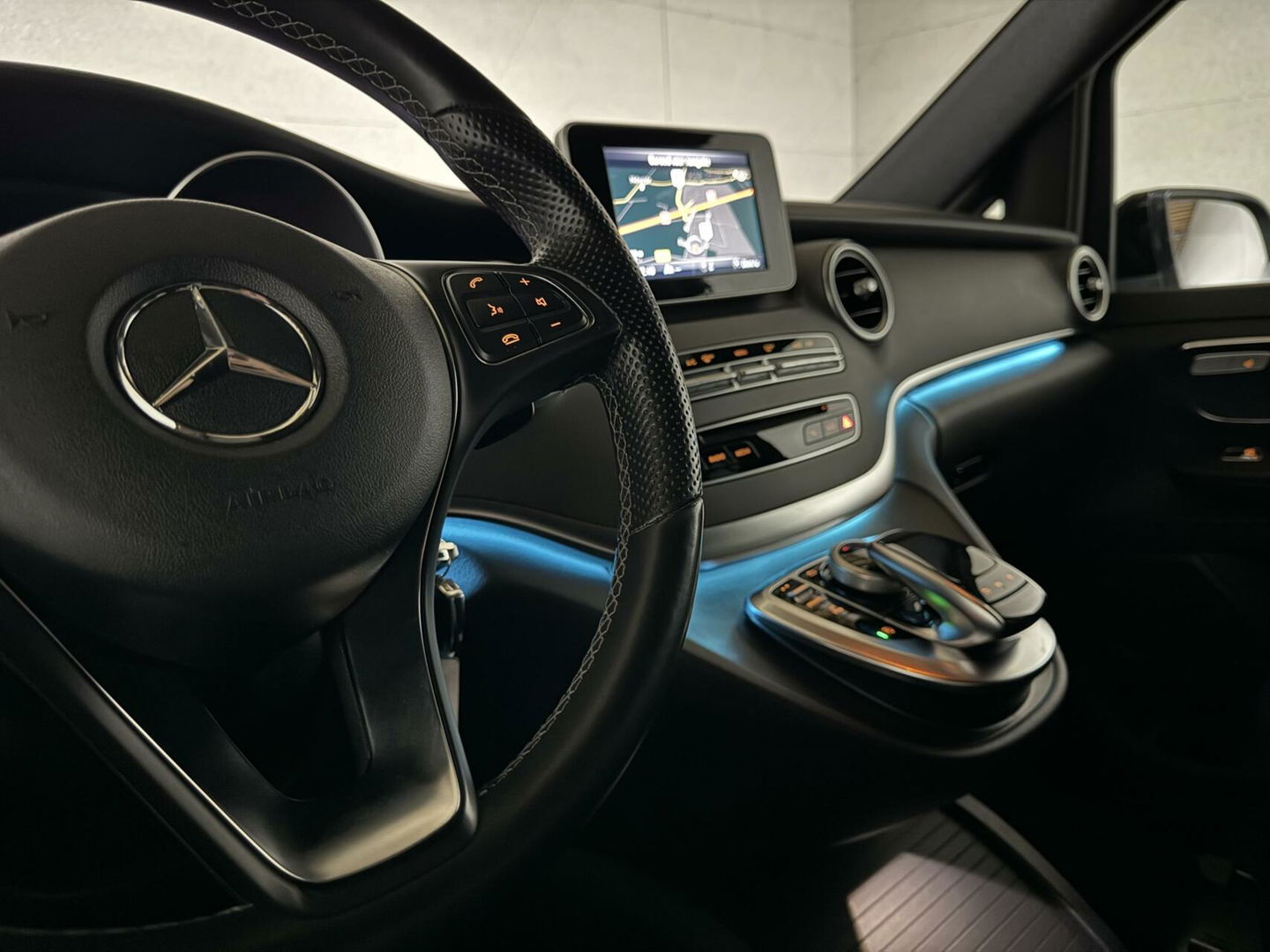 Mercedes-Benz V-Klasse 250d Extra Lang DC Avantgarde Leer Trekh.