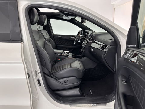 Mercedes-Benz GLE Coupé 450 AMG 4-MATIC Aut. *PANO | DISTRONIC | LUXURY-LEATHER | FULL-LED | HARMAN/KARDON-AUDIO | MEMORY-PACK | TOPVIEW | BLINDSPOT | SPORT-SEATS | KEYLESS | AIR-SUSPENSION | DAB+ | NAVI-FULLMAP | TOWBAR | 22''ALU
