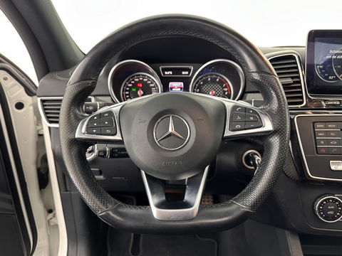 Mercedes-Benz GLE Coupé 450 AMG 4-MATIC Aut. *PANO | DISTRONIC | LUXURY-LEATHER | FULL-LED | HARMAN/KARDON-AUDIO | MEMORY-PACK | TOPVIEW | BLINDSPOT | SPORT-SEATS | KEYLESS | AIR-SUSPENSION | DAB+ | NAVI-FULLMAP | TOWBAR | 22''ALU