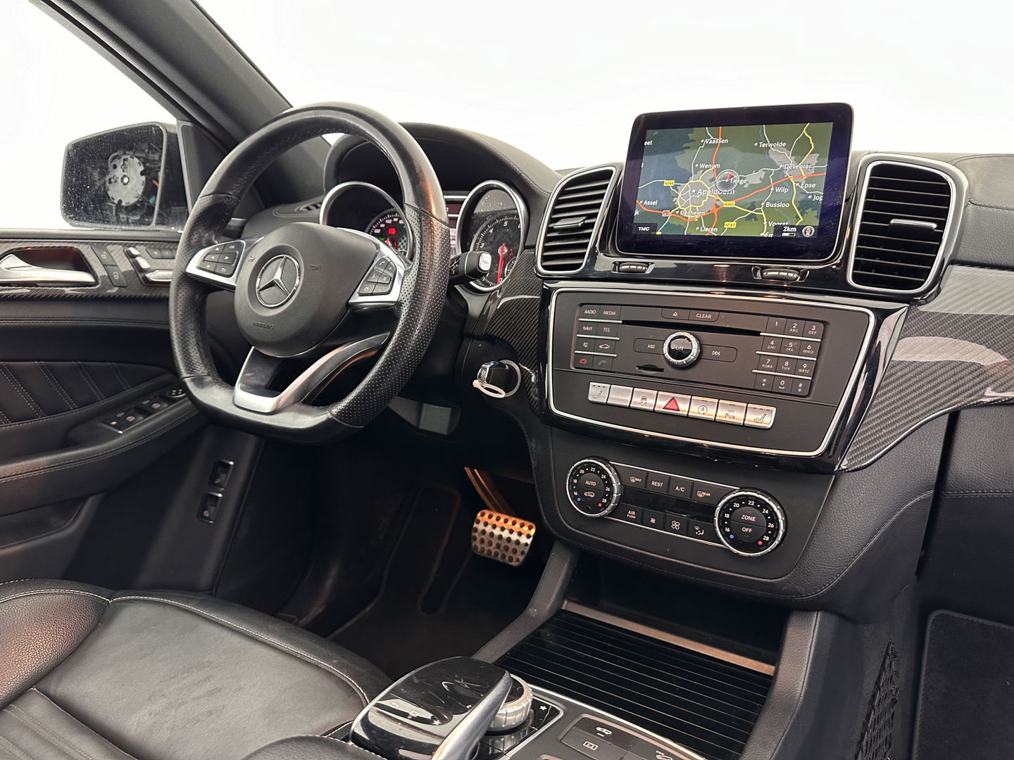 Mercedes-Benz GLE Coupé 450 AMG 4-MATIC Aut. *PANO | DISTRONIC | LUXURY-LEATHER | FULL-LED | HARMAN/KARDON-AUDIO | MEMORY-PACK | TOPVIEW | BLINDSPOT | SPORT-SEATS | KEYLESS | AIR-SUSPENSION | DAB+ | NAVI-FULLMAP | TOWBAR | 22''ALU