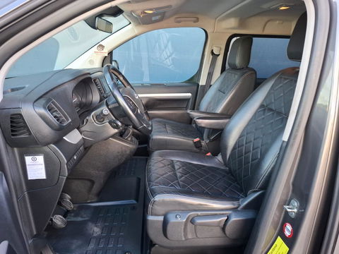 Toyota ProAce Worker 2.0 D-4D Black Line Long DC DUBBEL CABINE / LEER / STOELVERWARMING / CAMERA / DUBBELE SCHUIFDEUR
