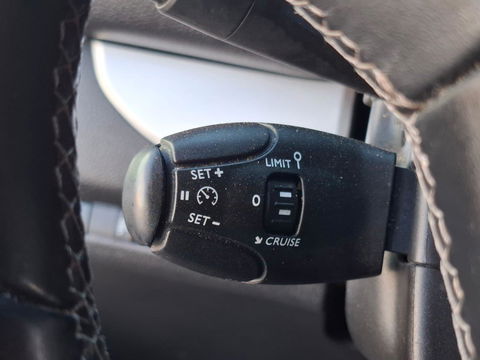 Toyota ProAce Worker 2.0 D-4D Black Line Long DC DUBBEL CABINE / LEER / STOELVERWARMING / CAMERA / DUBBELE SCHUIFDEUR