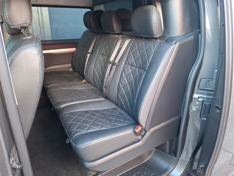 Toyota ProAce Worker 2.0 D-4D Black Line Long DC DUBBEL CABINE / LEER / STOELVERWARMING / CAMERA / DUBBELE SCHUIFDEUR