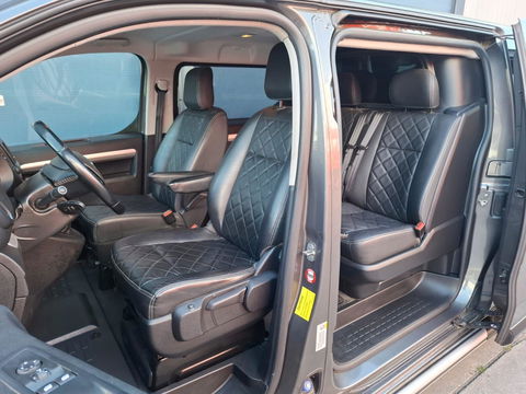 Toyota ProAce Worker 2.0 D-4D Black Line Long DC DUBBEL CABINE / LEER / STOELVERWARMING / CAMERA / DUBBELE SCHUIFDEUR