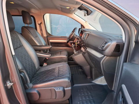 Toyota ProAce Worker 2.0 D-4D Black Line Long DC DUBBEL CABINE / LEER / STOELVERWARMING / CAMERA / DUBBELE SCHUIFDEUR