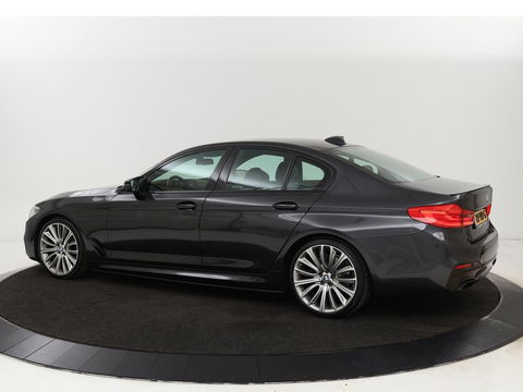 BMW 5 Serie 520i High Executive M-Sport | Trekhaak | Leder | Cruise Control | Navigatie | Stoelverwarming | LED | LMV 20