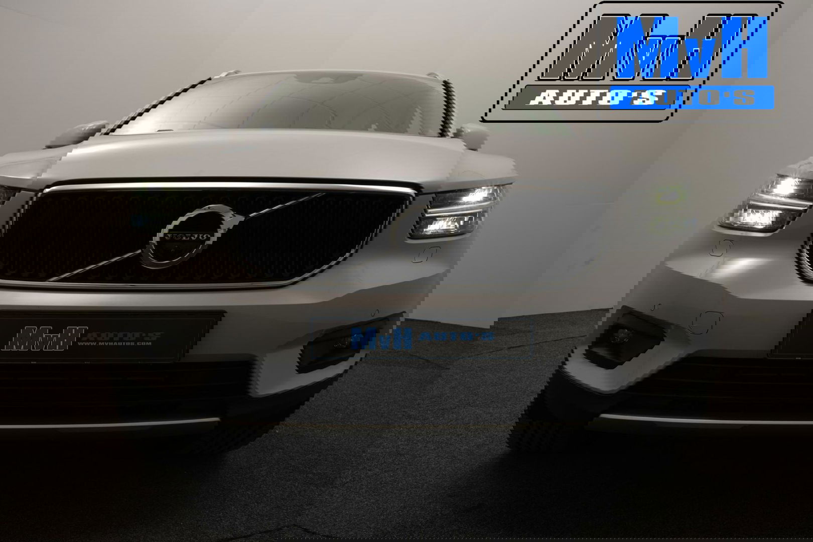 Volvo XC40 1.5 T3 Momentum Pro 163PK|360ÂșCAM|Intellisafe|NAP