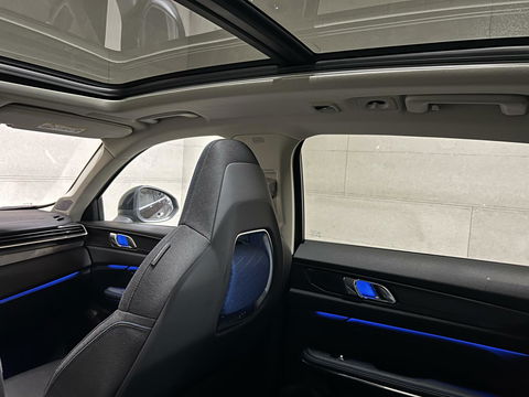Lynk & Co 01 1.5 Plug-in Black Edition Sfeerver. Pano NAP