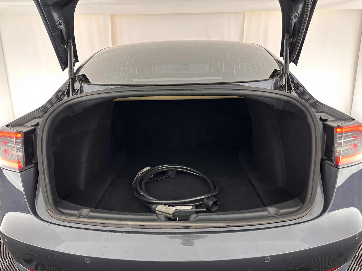 Tesla Model 3 Performance AWD 75 kWh [ 3-Fase ] (INCL-BTW) Aut. *PANO | AUTO-PILOT | NAPPA-LEATHER | KEYLESS | FULL-LED | MEMORY-PACK | SURROUND-VIEW | DAB | CARPLAY | DIGI-COCKPIT | LANE-ASSIST | COMFORT-SEATS | 20"ALU*