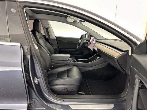 Tesla Model 3 Performance AWD 75 kWh [ 3-Fase ] (INCL-BTW) Aut. *PANO | AUTO-PILOT | NAPPA-LEATHER | KEYLESS | FULL-LED | MEMORY-PACK | SURROUND-VIEW | DAB | CARPLAY | DIGI-COCKPIT | LANE-ASSIST | COMFORT-SEATS | 20"ALU*