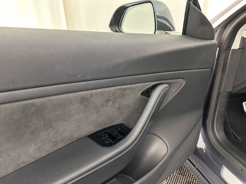 Tesla Model 3 Performance AWD 75 kWh [ 3-Fase ] (INCL-BTW) Aut. *PANO | AUTO-PILOT | NAPPA-LEATHER | KEYLESS | FULL-LED | MEMORY-PACK | SURROUND-VIEW | DAB | CARPLAY | DIGI-COCKPIT | LANE-ASSIST | COMFORT-SEATS | 20"ALU*