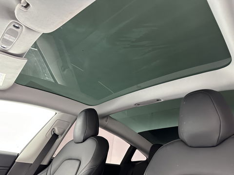 Tesla Model 3 Performance AWD 75 kWh [ 3-Fase ] (INCL-BTW) Aut. *PANO | AUTO-PILOT | NAPPA-LEATHER | KEYLESS | FULL-LED | MEMORY-PACK | SURROUND-VIEW | DAB | CARPLAY | DIGI-COCKPIT | LANE-ASSIST | COMFORT-SEATS | 20"ALU*