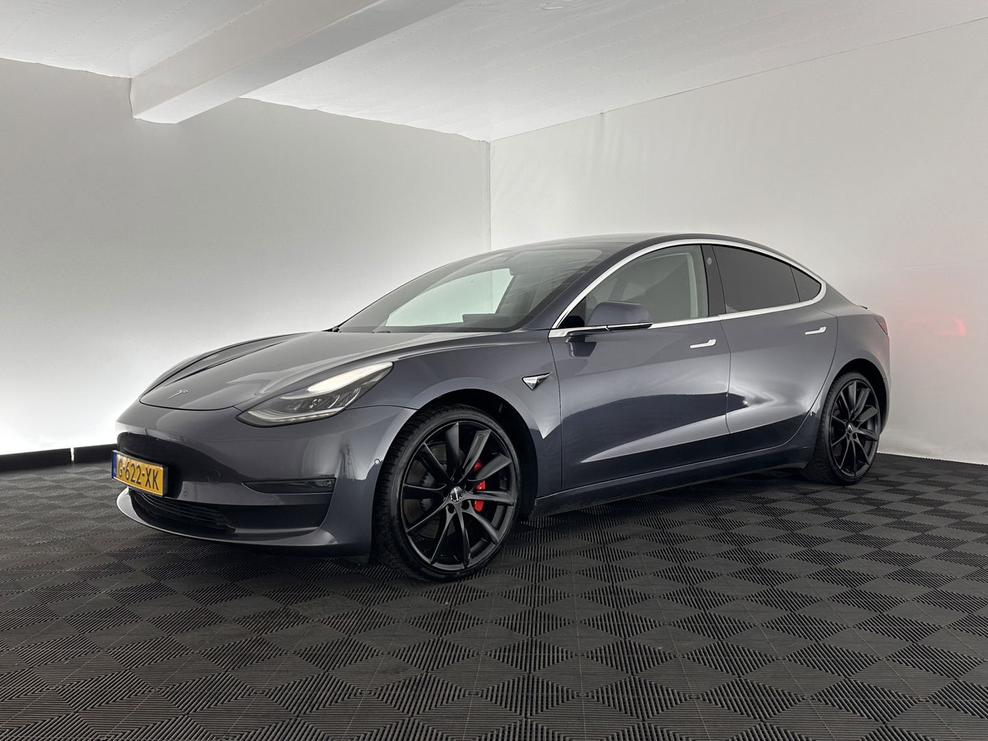 Tesla Model 3 Performance AWD 75 kWh [ 3-Fase ] (INCL-BTW) Aut. *PANO | AUTO-PILOT | NAPPA-LEATHER | KEYLESS | FULL-LED | MEMORY-PACK | SURROUND-VIEW | DAB | CARPLAY | DIGI-COCKPIT | LANE-ASSIST | COMFORT-SEATS | 20"ALU*