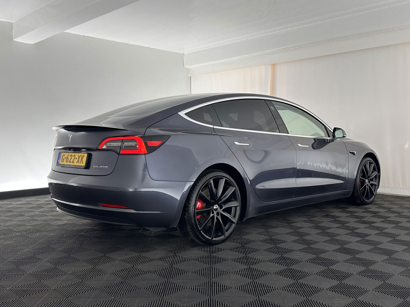 Tesla Model 3 Performance AWD 75 kWh [ 3-Fase ] (INCL-BTW) Aut. *PANO | AUTO-PILOT | NAPPA-LEATHER | KEYLESS | FULL-LED | MEMORY-PACK | SURROUND-VIEW | DAB | CARPLAY | DIGI-COCKPIT | LANE-ASSIST | COMFORT-SEATS | 20"ALU*