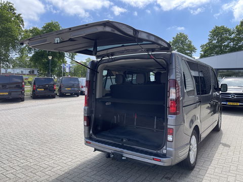 Opel Vivaro Combi 1.6 CDTI 120pk L1H1 Innovation / 8 persoons / vaste prijs rijklaar € 21.950 marge / vrij van btw / euro 6 diesel / airco / cruise / camera / trekhaak / metallic lak / lichtmetalen velgen