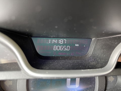 Opel Vivaro Combi 1.6 CDTI 120pk L1H1 Innovation / 8 persoons / vaste prijs rijklaar € 21.950 marge / vrij van btw / euro 6 diesel / airco / cruise / camera / trekhaak / metallic lak / lichtmetalen velgen