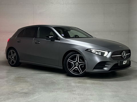 Mercedes-Benz A-Klasse 180 AMG Matgrijs Sfeerverlichting Carplay