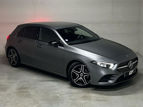 Mercedes-Benz A-Klasse 180 AMG Matgrijs Sfeerverlichting Carplay