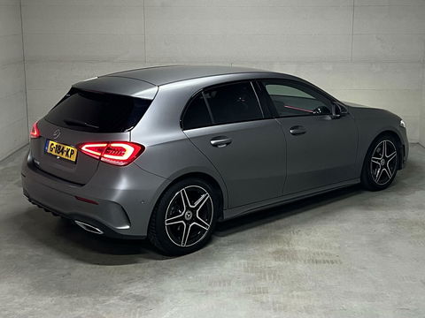 Mercedes-Benz A-Klasse 180 AMG Matgrijs Sfeerverlichting Carplay