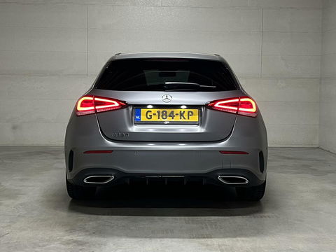 Mercedes-Benz A-Klasse 180 AMG Matgrijs Sfeerverlichting Carplay