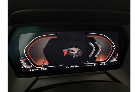 BMW 1-serie 118i M Sport LED Camera Carplay Sfeerverl. Trekhaak Virtual Navi Clima Cruise 17"LMV PDC