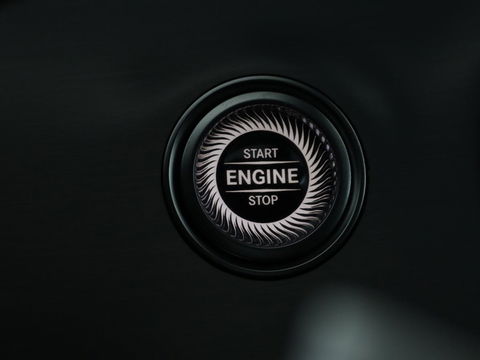 Mercedes-Benz E-Klasse 300e Avantgarde | Adaptive cruise | Trekhaak | Stoelverwarming | Camera | Widescreen | Sfeerverlichting | Half leder | Full LED