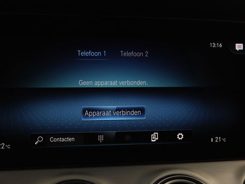 Mercedes-Benz E-Klasse 300e Avantgarde | Adaptive cruise | Trekhaak | Stoelverwarming | Camera | Widescreen | Sfeerverlichting | Half leder | Full LED