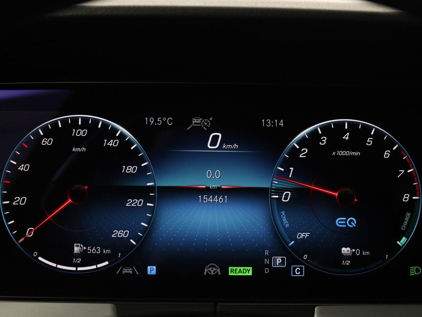 Mercedes-Benz E-Klasse 300e Avantgarde | Adaptive cruise | Trekhaak | Stoelverwarming | Camera | Widescreen | Sfeerverlichting | Half leder | Full LED