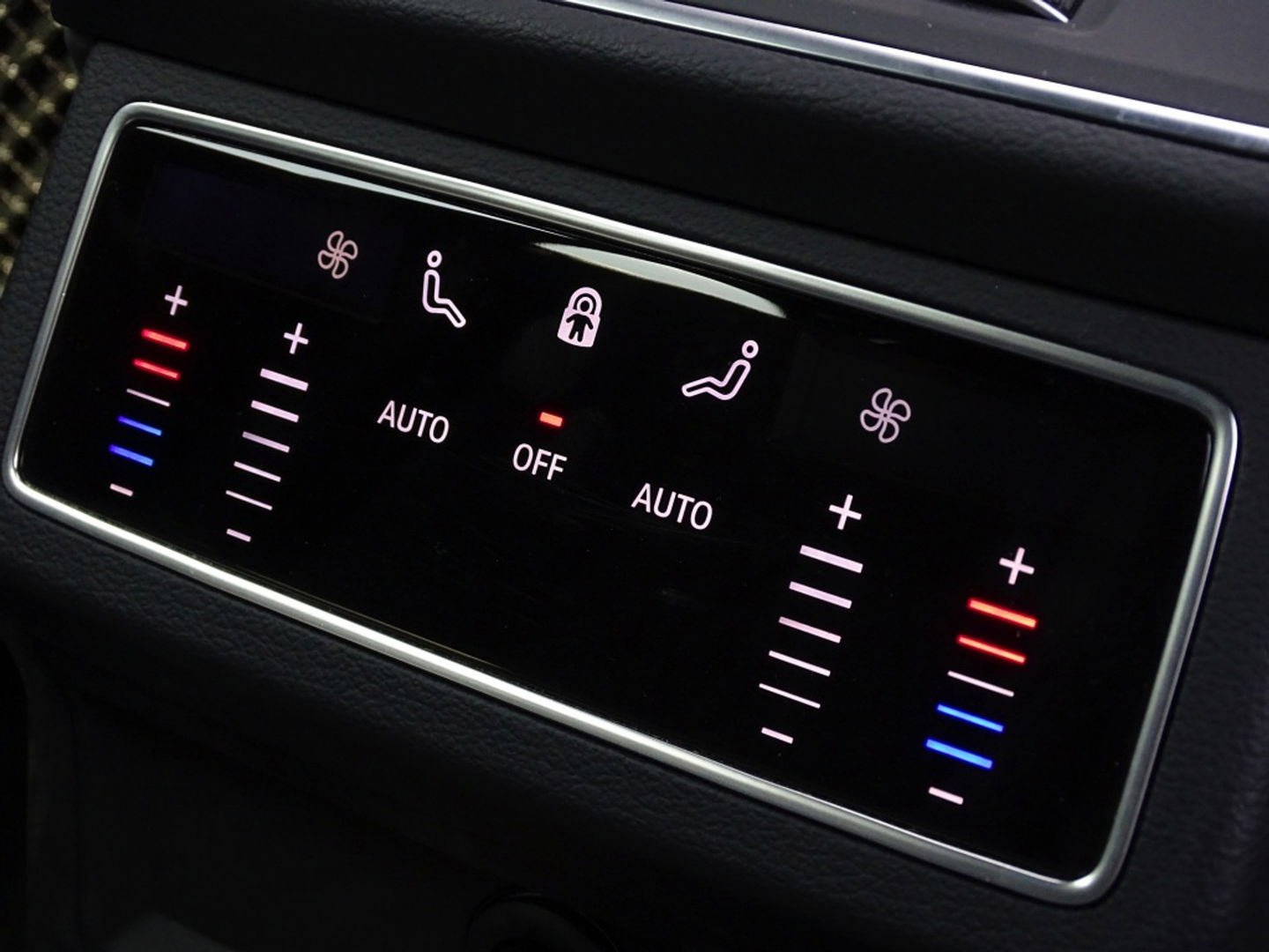 Audi A6 Avant A6 55 TFSI e 367PK / S-ed. Competition / Exclusive / 2021 / LED