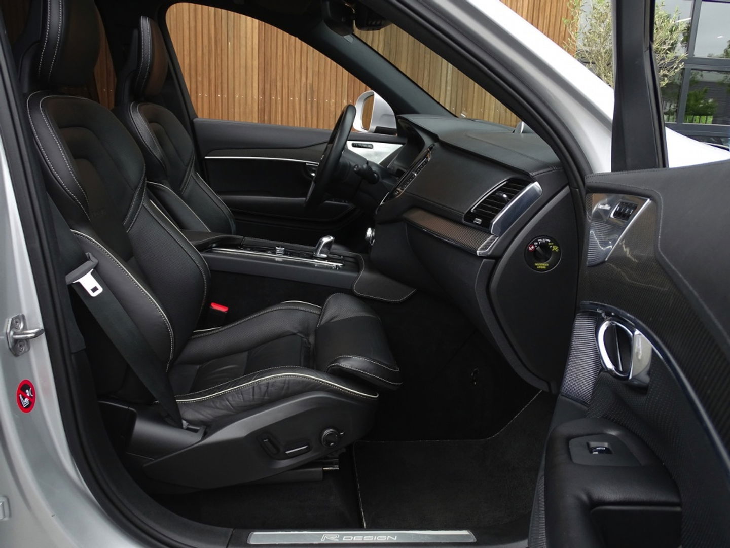 Volvo XC90 2.0 T8 392PK AWD / R-Design / B&W / ACC / 360° / Head-Up