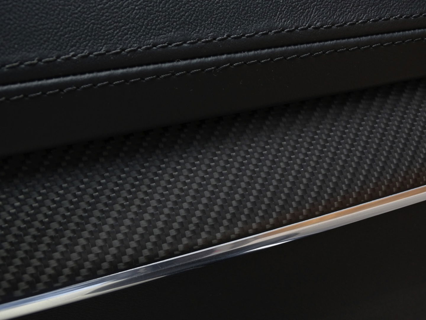 Volvo XC90 2.0 T8 392PK AWD / R-Design / B&W / ACC / 360° / Head-Up