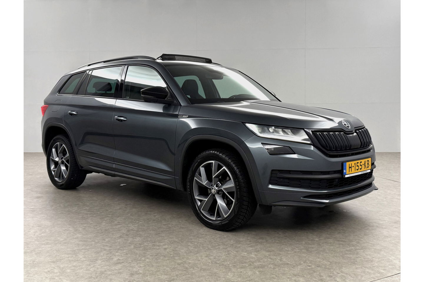 Škoda Kodiaq 1.5 TSI 150PK Sportline DSG Pano Sfeer Memory LED Virtual Camera Carplay Clima Cruise Navi PDC 19"LMV