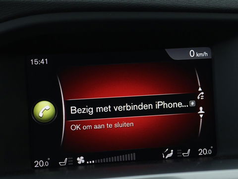 Volvo V60 2.0 T4 Sport | Stoelverwarming | Trekhaak | Xenon | Navigatie | Leder/Alcantara | PDC | Climate control | Cruise control | Bluetooth
