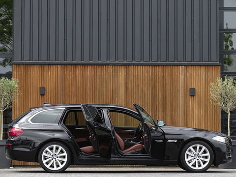 BMW 5 Serie Touring 530d 259PK M Sport HE. / M- interieur / LCI / LED