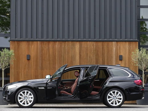 BMW 5 Serie Touring 530d 259PK M Sport HE. / M- interieur / LCI / LED