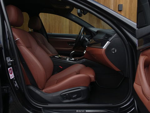 BMW 5 Serie Touring 530d 259PK M Sport HE. / M- interieur / LCI / LED