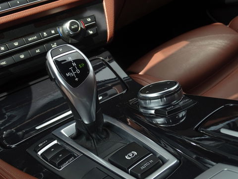 BMW 5 Serie Touring 530d 259PK M Sport HE. / M- interieur / LCI / LED