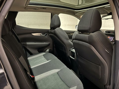 Nissan QASHQAI 1.2 N-Connecta Pano Navi Cruise NAP