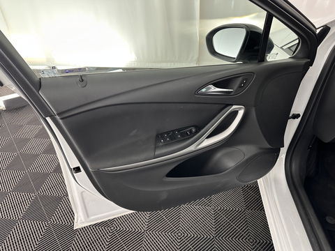Opel Astra 1.6 CDTI Online Edition *PANO | XENON | NAVI-FULLMAP | DAB+ | COMFORT-SEATS | AIRCO | CRUISE | PDC*