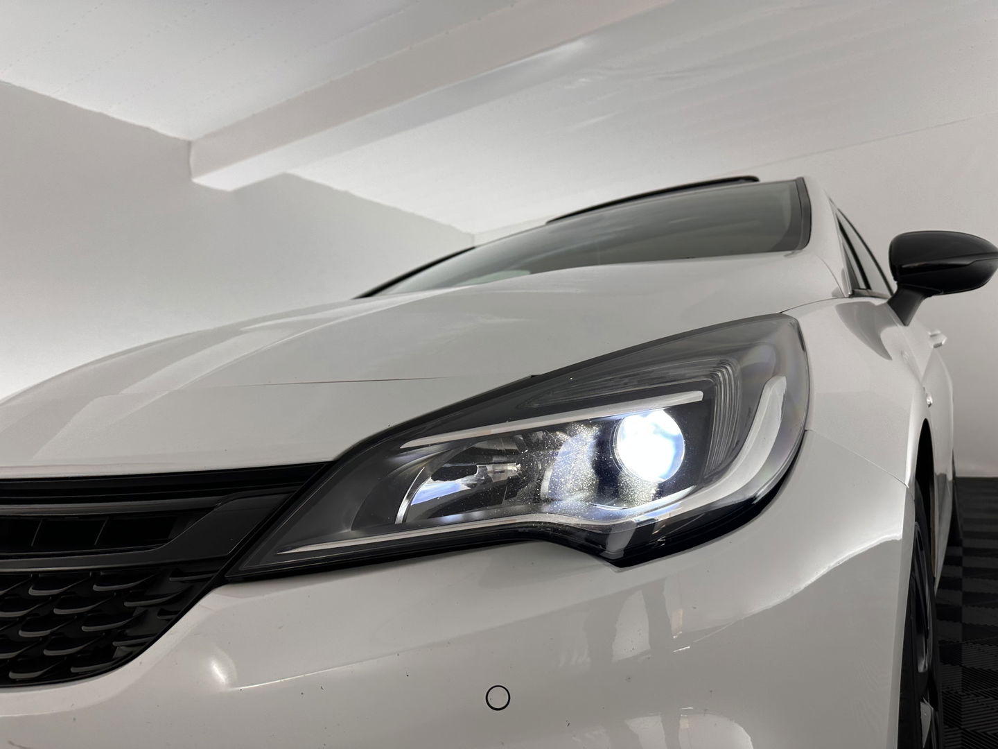 Opel Astra 1.6 CDTI Online Edition *PANO | XENON | NAVI-FULLMAP | DAB+ | COMFORT-SEATS | AIRCO | CRUISE | PDC*