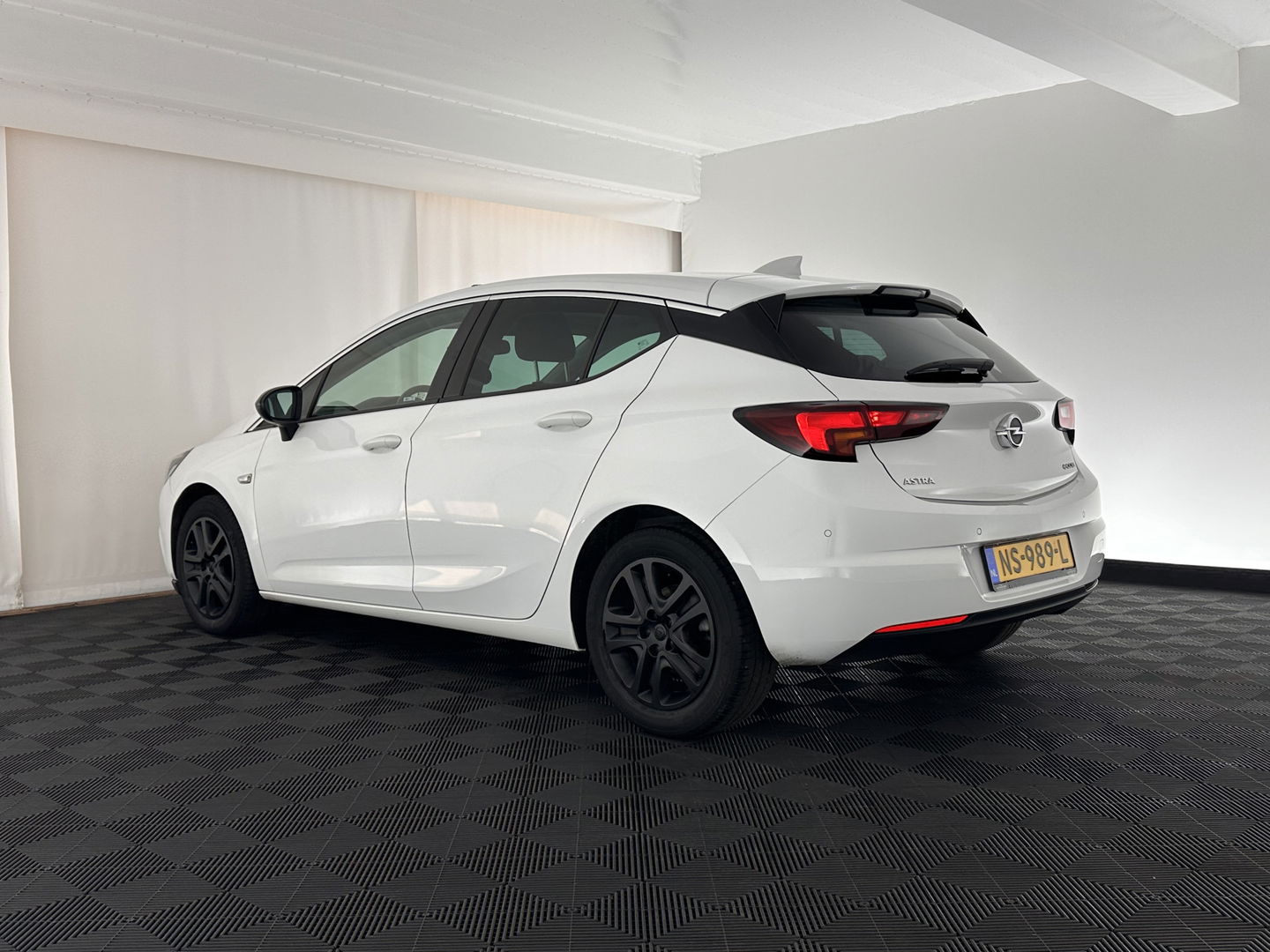 Opel Astra 1.6 CDTI Online Edition *PANO | XENON | NAVI-FULLMAP | DAB+ | COMFORT-SEATS | AIRCO | CRUISE | PDC*