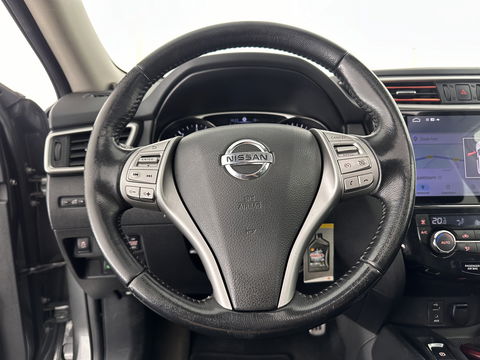Nissan X-Trail 1.6 dCi Tekna Aut. *PANO | LUXURY-LEATHER | LED-LIGHTS | TOP-VIEW | JBL-AUDIO | BLINDSPOT | KEYLESS | HEATED-COMFORT-SEATS | NAVI-FULLMAP | 19''ALU*