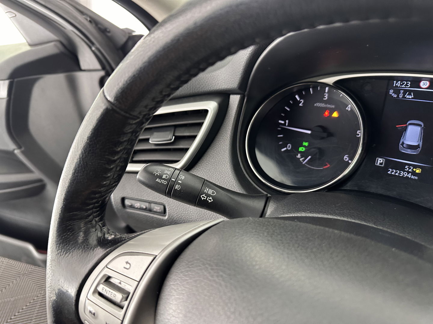 Nissan X-Trail 1.6 dCi Tekna Aut. *PANO | LUXURY-LEATHER | LED-LIGHTS | TOP-VIEW | JBL-AUDIO | BLINDSPOT | KEYLESS | HEATED-COMFORT-SEATS | NAVI-FULLMAP | 19''ALU*
