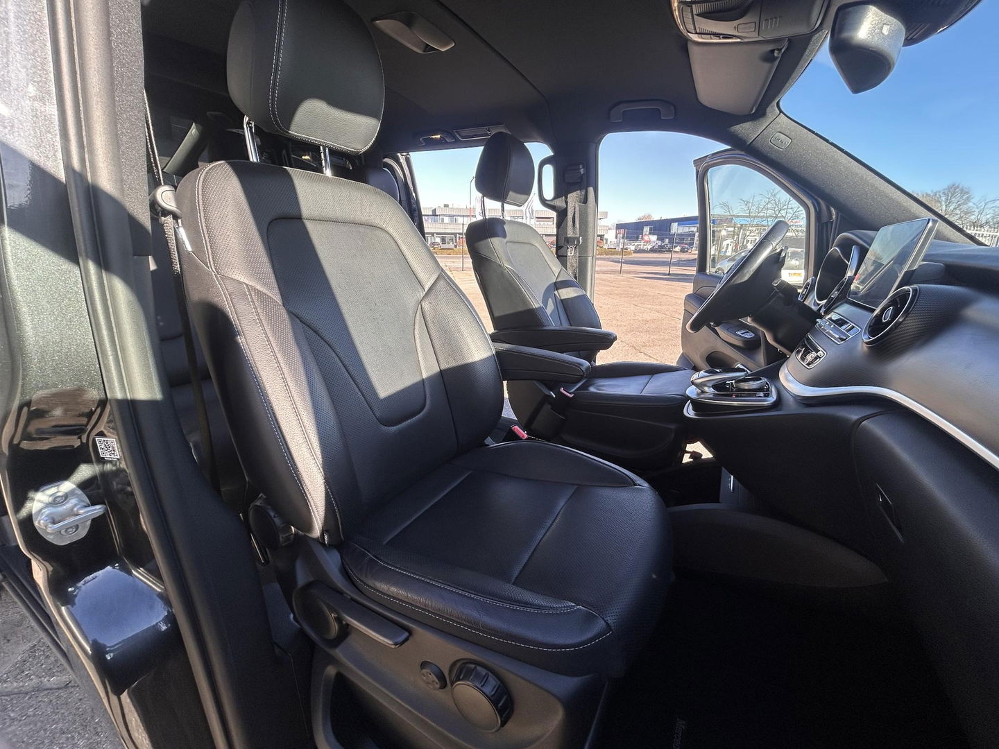 Mercedes-Benz V-Klasse 300d Lang DC | AMG | MARGE |Burmester | 360 graden |