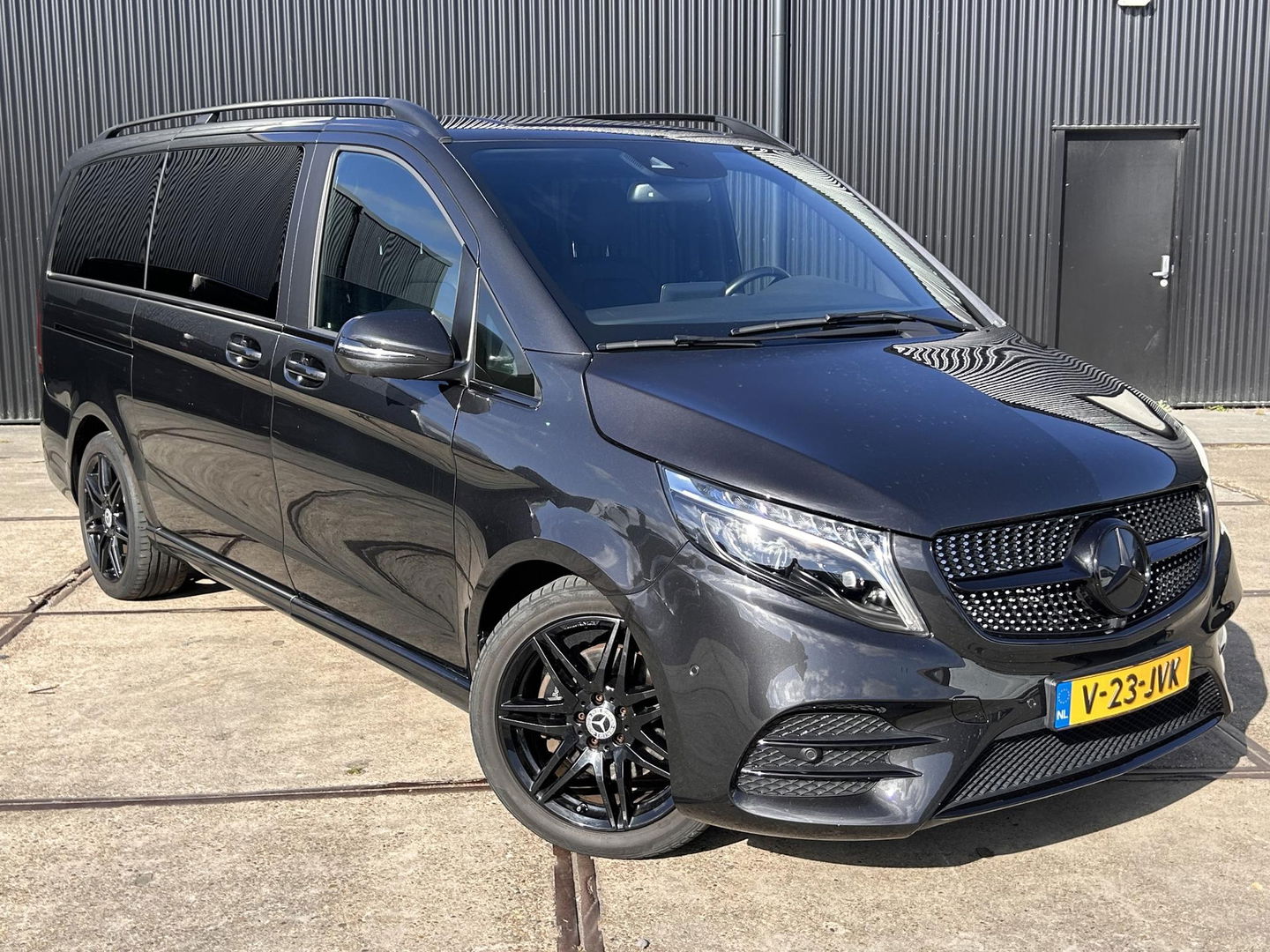 Mercedes-Benz V-Klasse 300d Lang DC | AMG | MARGE |Burmester | 360 graden |