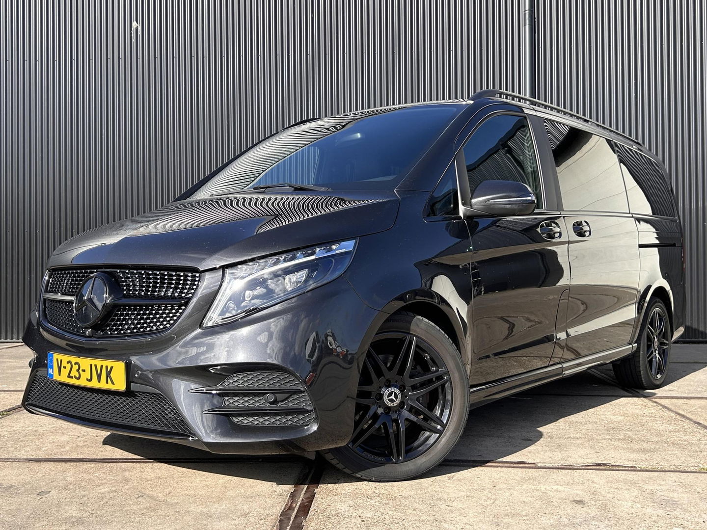 Mercedes-Benz V-Klasse 300d Lang DC | AMG | MARGE |Burmester | 360 graden |