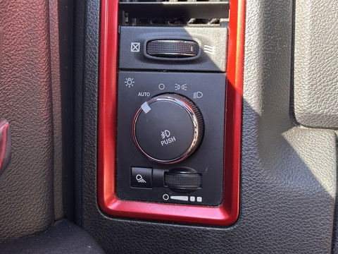 Dodge Ram Pick-Up 1500 REBEL 5.7 V8 Quad Cab 6'4 | MARGE | LUCHTVERING | PANO | OFFROAD | LEDER | 3500KG | PRINS LPG