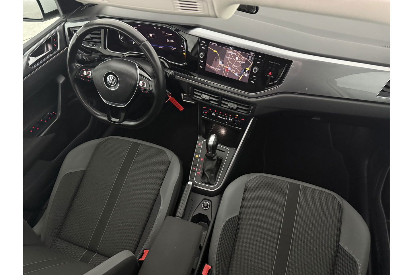 Volkswagen Polo 1.0 TSI Highline Pano DSG LED Virtual Carplay Clima Cruise Navi PDC 17''LMV