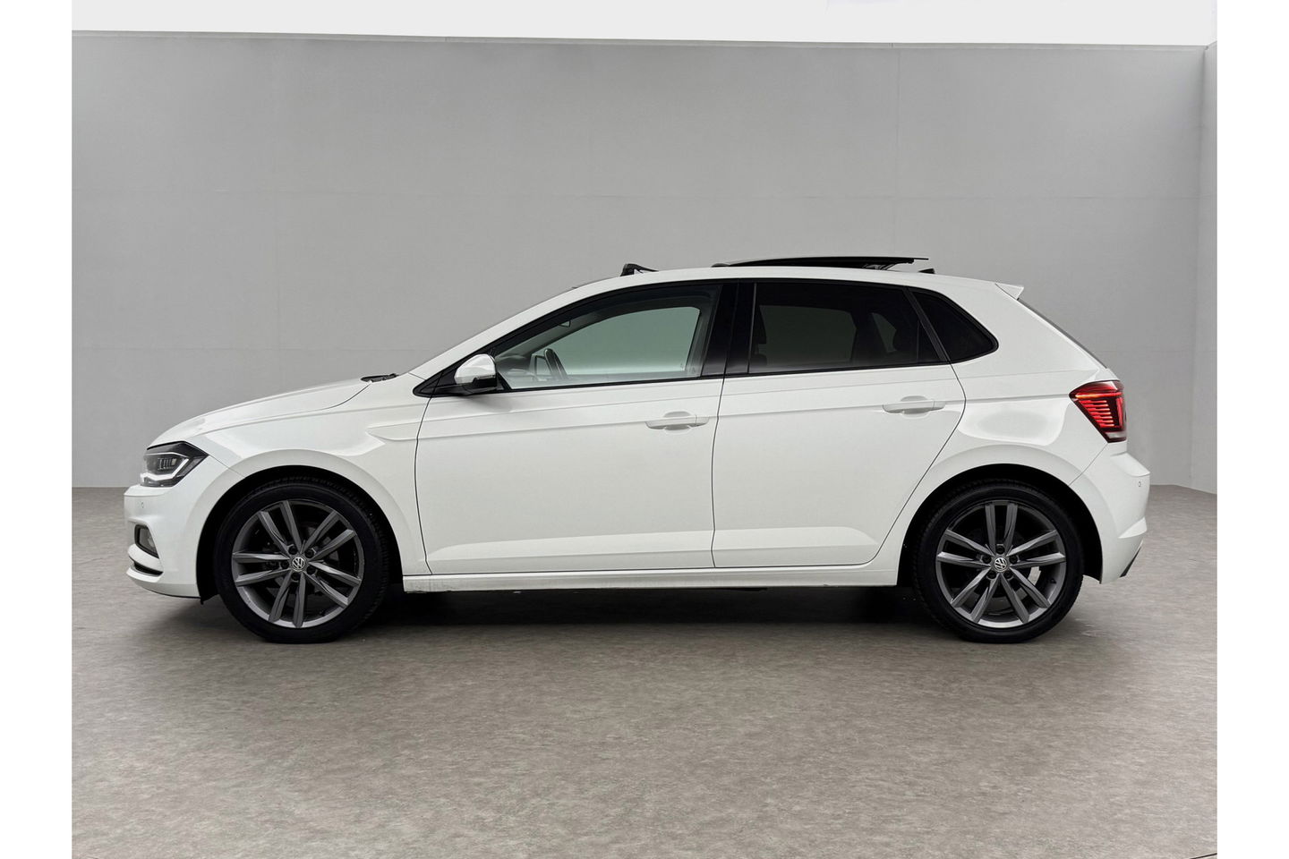 Volkswagen Polo 1.0 TSI Highline Pano DSG LED Virtual Carplay Clima Cruise Navi PDC 17''LMV